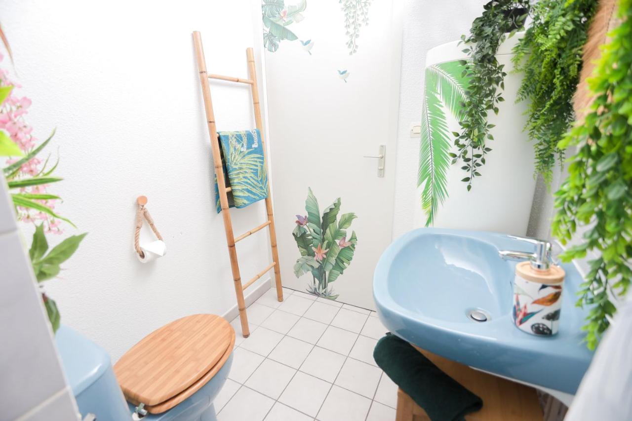 Apartment Jungle Proche De La Gare *